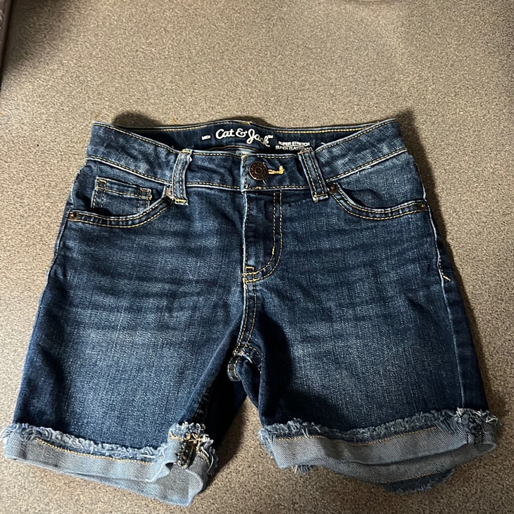 Cat & Jack girls denim shorts